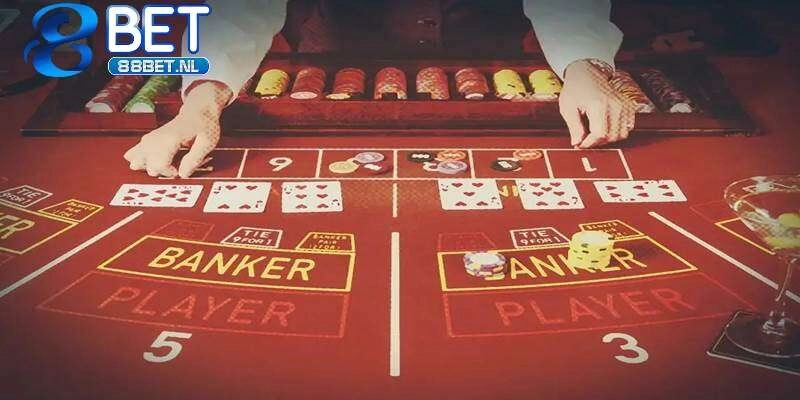 Quy tắc rút thêm lá bài thứ 3 được phân theo người chơi và nhà cái